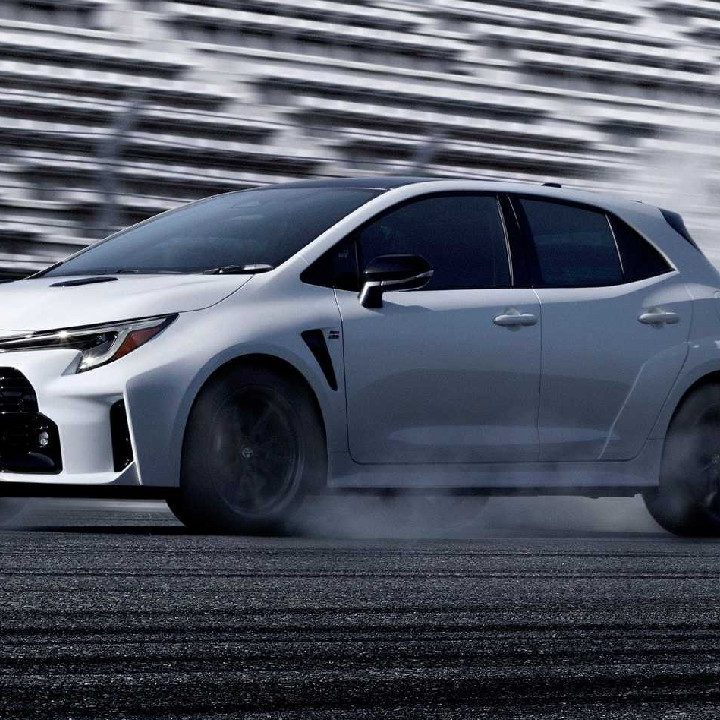 Toyota, Yeni Performans Aracı GR Corolla Modelini Tanıttı GR Corolla 1 720x720 - Toyota, Yeni Performans Aracı GR Corolla Modelini Tanıttı